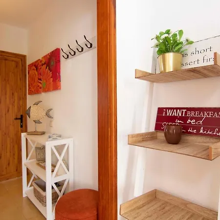 With Fantastic Views Close To The Apartment San Bartolome de Tirajana (Gran Canaria)